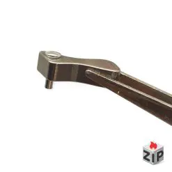 Alternative view of Búa cam Zippo đời số - la mã