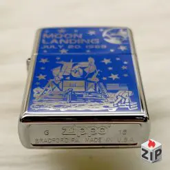Bật lửa zippo moon landing (mã số 98) - sự kiện hạ cánh mặt trăng chính hãng 1114221668643999597150 ZipVN