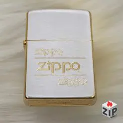 Zippo Logo Lặp Lại Deni Vàng (Repeating Logo Two-Tone) - Sản Xuất 1994