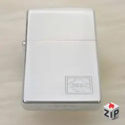 Zippo Lắc Kê Bạc Brushed Chrome Khắc Logo - Full Box (Mộc Đáy XV - 1999)