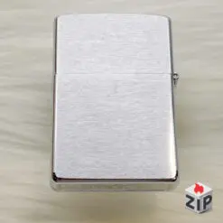 Alternative view of Zippo Logo USA Khắc Ăn Mòn Bạc Xước - 12 La Mã