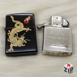 Zippo Rồng Vàng trên nền Đen Sơn Mài (Dragon Urushi) - Sản Xuất 2001 chính hãng 3398156332375329785103 ZipVN