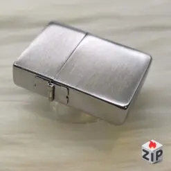 Zippo 1935 Replica Chrome Xước Lề Ngoài 3 Chấu - 2023
