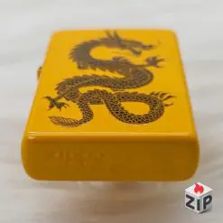 Alternative view of Zippo Khai Vận Kim Vận Long Sơn Mài (Gold Dragon Urushi) - Sản Xuất 2000