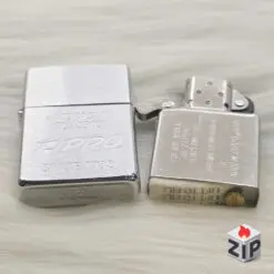 Zippo American Classic Since 1932 Brushed Chrome - 12 La Mã chính hãng 3763e76c5570d92e806141 ZipVN
