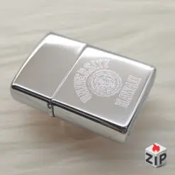 Alternative view of Zippo Khắc Logo Đại Học Hawaii HP - 13 La Mã