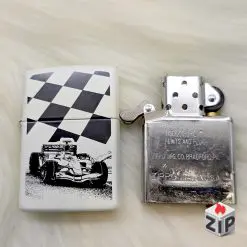 Bật lửa zippo race cars (mã số 87) - đua xe công thức 1 chính hãng 50ce5a4ec40e4850111f108 ZipVN