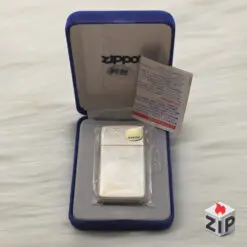 Zippo Slim Bạc Khối Sterling Vân Đồng Tâm New Full Box - 2003