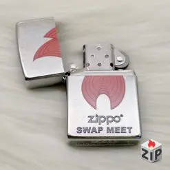 Bật lửa zippo swap meet (mã số 108) - hội chợ giao lưu chính hãng 71c02ddc2693aacdf382191 ZipVN