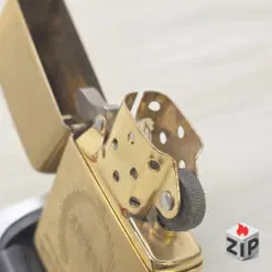 Zippo Logo Lá Nguyệt Quế Solid Brass - 12 La Mã chính hãng 748a85dd32c1be9fe7d090 ZipVN