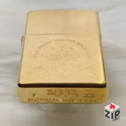 Alternative view of Bật lửa zippo wind proof lighter since 1932 brass - 15 la mã
