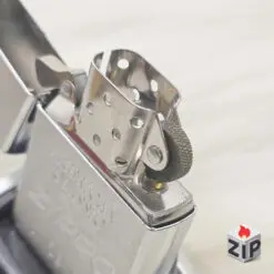 Zippo American Classic Since 1932 Brushed Chrome - 12 La Mã chính hãng 9c631b6ca970252e7c6142 ZipVN