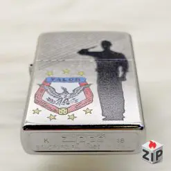 Bật lửa zippo soldier medal of honor (mã số 116) - huân chương dũng cảm chính hãng a55d9ea0a3ef2fb176fe222 ZipVN