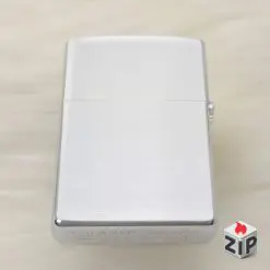 Alternative view of Zippo Lắc Kê Bạc Brushed Chrome Khắc Logo - Sản Xuất 1999