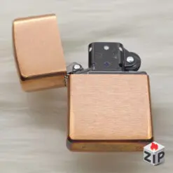 Alternative view of Zippo Đồng Đỏ Nguyên Chất Trơn Brushed Phiên Bản Giới Hạn - 2022