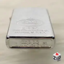 Alternative view of Zippo Khắc Logo Vương Miện Best Selection Brushed Chrome - 11 La Mã