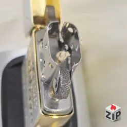 Alternative view of Zippo Tượng Nữ Thần Deni Vàng Khắc Vàng (Statue of Liberty Two-Tone) - Sản Xuất 2001