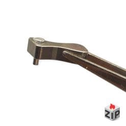 Alternative view of Búa cam Zippo đời số - la mã