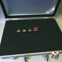 vali nhôm mặt mica trưng bày 100 nhẫn chính hãng 330221687261753636219 ZipVN