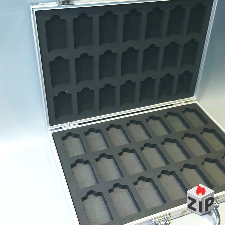 Vali nhôm 180 độ chuyên dụng đựng 42 chiếc bật lửa zippo chính hãng Vali nhôm 180 độ chuyên dụng đựng 42 chiếc bật lửa zippo - Ảnh 6