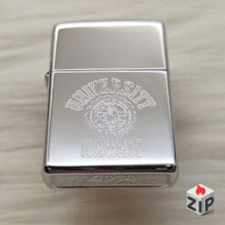 Zippo Khắc Logo Đại Học Hawaii HP - 13 La Mã