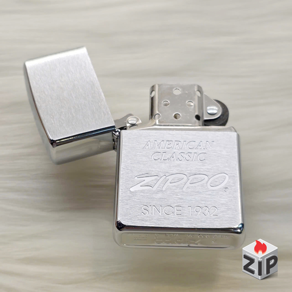 Zippo American Classic Since 1932 Brushed Chrome - 12 La Mã chính hãng Zippo American Classic Since 1932 Brushed Chrome - 12 La Mã - Ảnh 7
