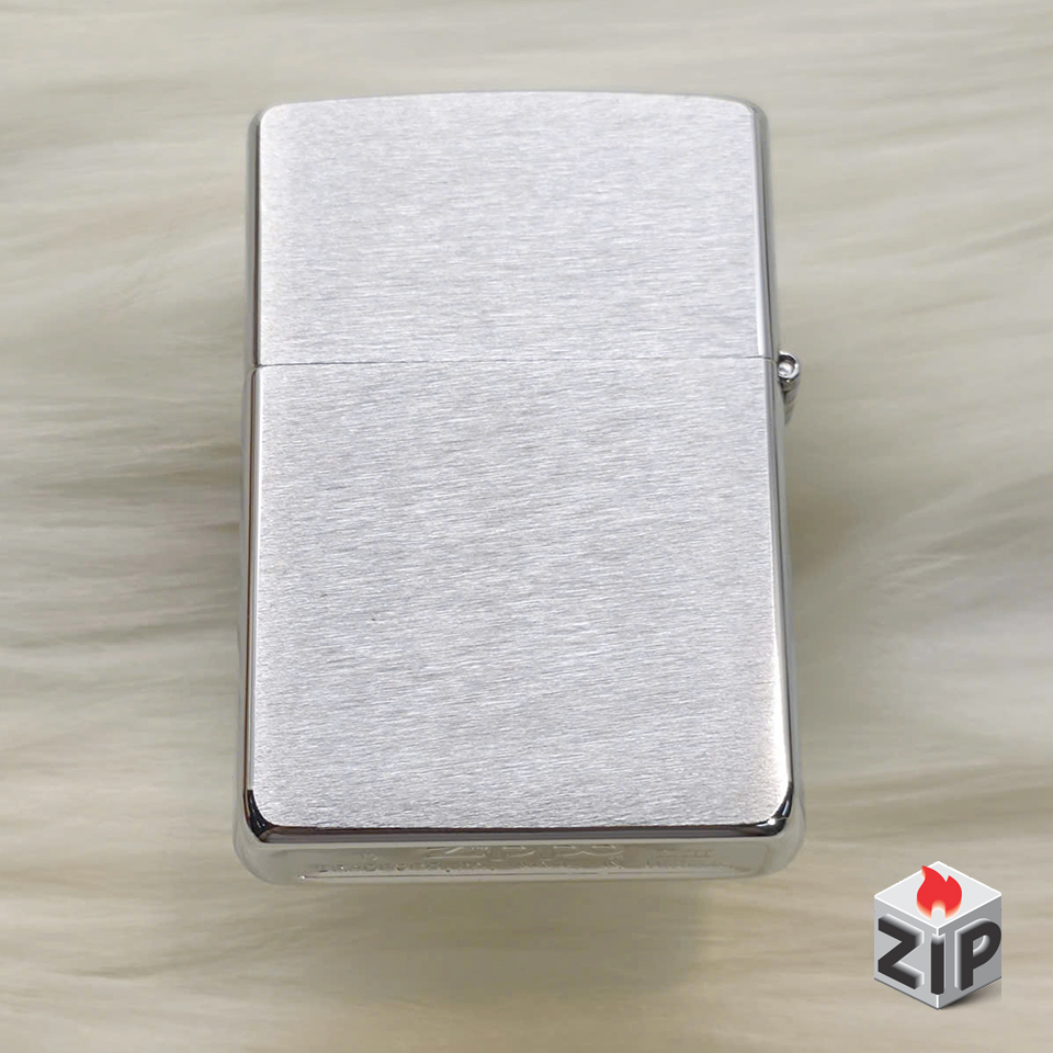 Zippo American Classic Since 1932 Brushed Chrome - 12 La Mã chính hãng Zippo American Classic Since 1932 Brushed Chrome - 12 La Mã - Ảnh 5
