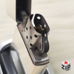 Alternative view of Zippo Bạc Khối Sterling Trơn Qua Sử Dụng - 1995