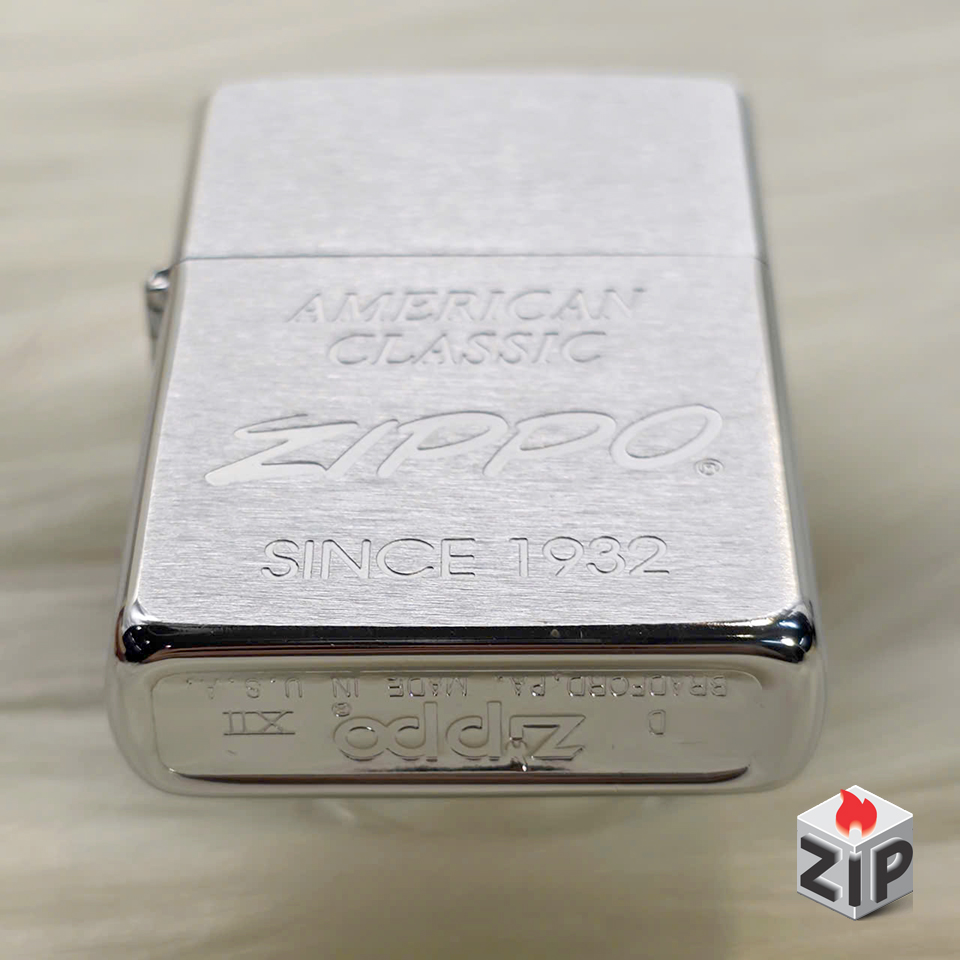 Zippo American Classic Since 1932 Brushed Chrome - 12 La Mã chính hãng Zippo American Classic Since 1932 Brushed Chrome - 12 La Mã - Ảnh 2