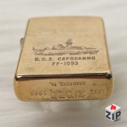 Alternative view of Zippo Chu Niên 1932-1989 Tàu Khu Trục U.S.S. Capodanno