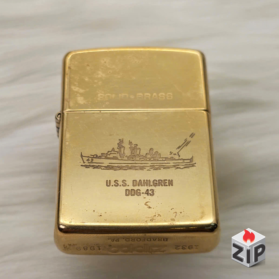 Zippo Chu Niên 1932-1989 Tàu Khu Trục U.S.S. Dahlgren Khắc 2 Mặt chính hãng Zippo Chu Niên 1932-1989 Tàu Khu Trục U.S.S. Dahlgren Khắc 2 Mặt - Ảnh 4