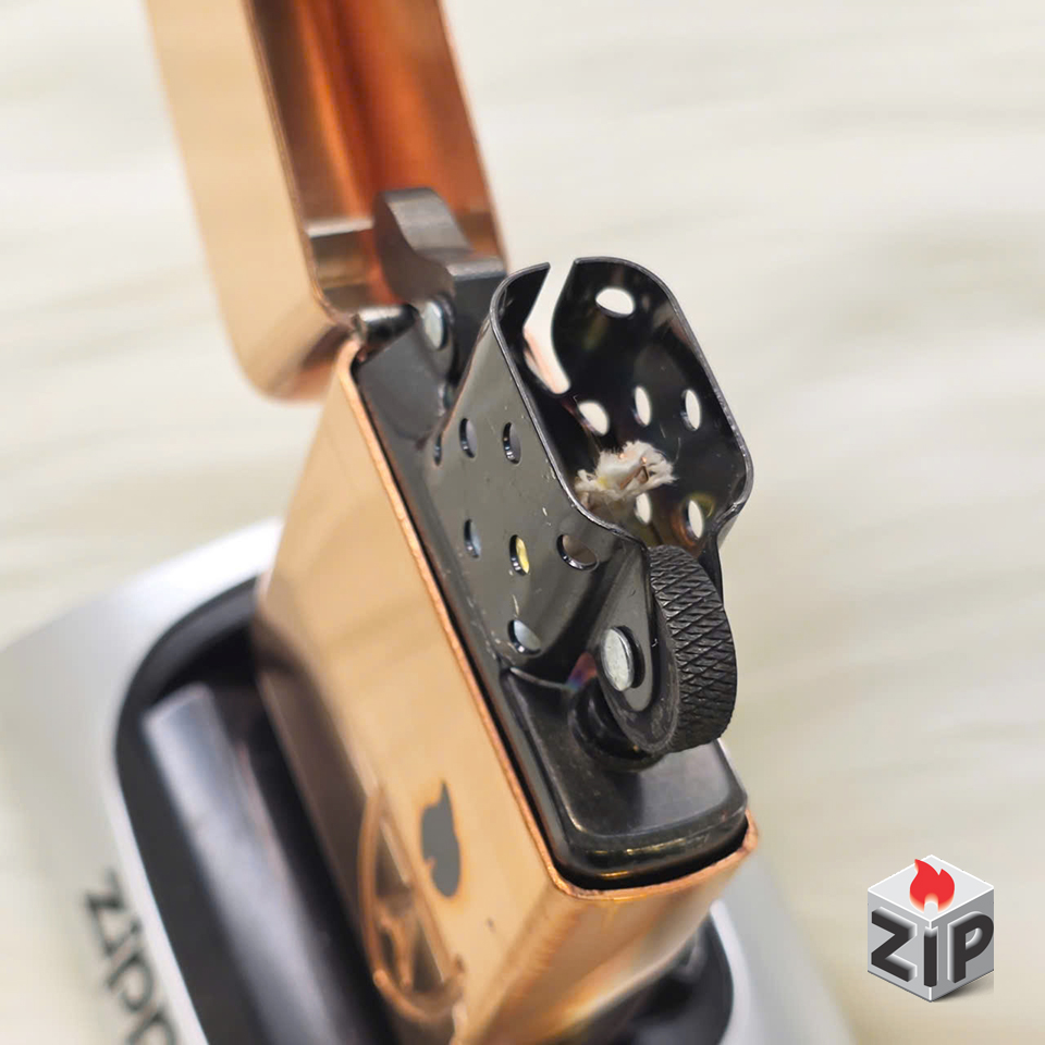 Zippo Armor Đồng Đỏ Nguyên Chất Khắc Ace Giới Hạn - 2023 chính hãng Zippo Armor Đồng Đỏ Nguyên Chất Khắc Ace Giới Hạn - 2023 - Ảnh 6