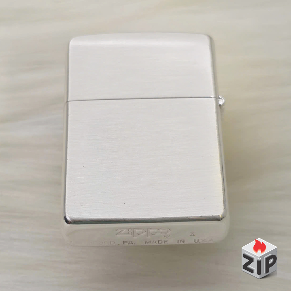 Zippo Lắc Kê Bạc Khắc Logo Quả Cầu (Global Heritage) - Sản Xuất 1994 chính hãng Zippo Lắc Kê Bạc Khắc Logo Quả Cầu (Global Heritage) - Sản Xuất 1994 - Ảnh 2