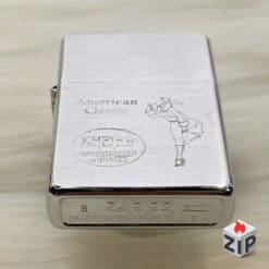 Alternative view of Zippo american classic pin-up chrome xước - 14 la mã