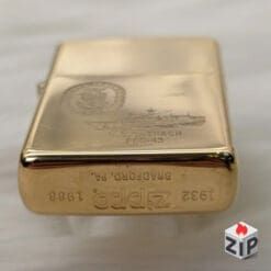 Alternative view of Zippo Chu Niên 1932-1988 Tàu Khu Trục U.S.S. Thach
