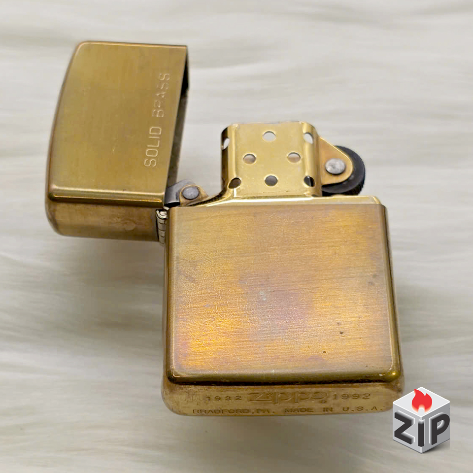 Bật lửa zippo chu niên trơn - brass 1932 - 1992 chính hãng Bật lửa zippo chu niên trơn - brass 1932 - 1992 - Ảnh 2